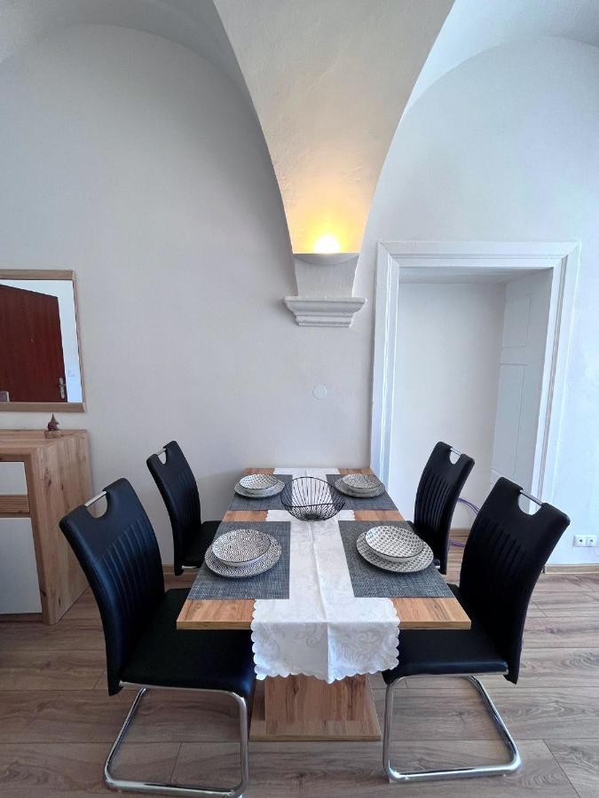 Apartman Viki Banská Bystrica Eksteriør billede