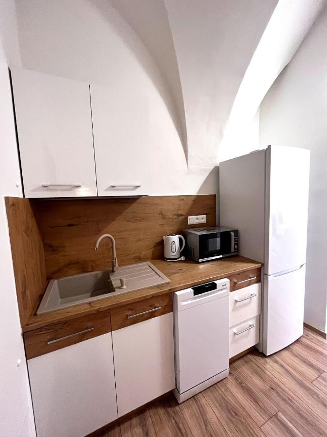 Apartman Viki Banská Bystrica Eksteriør billede
